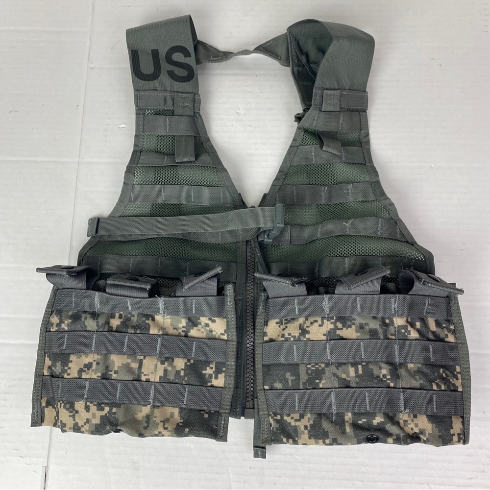 US Military Molle II Vest Modular Load Carrying Equipment 8465-01-525-0577 Light